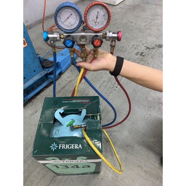 Car Services - Car Aircon Gas Top Up Service (R134a) | Car Aircon Gas Refill with Machine