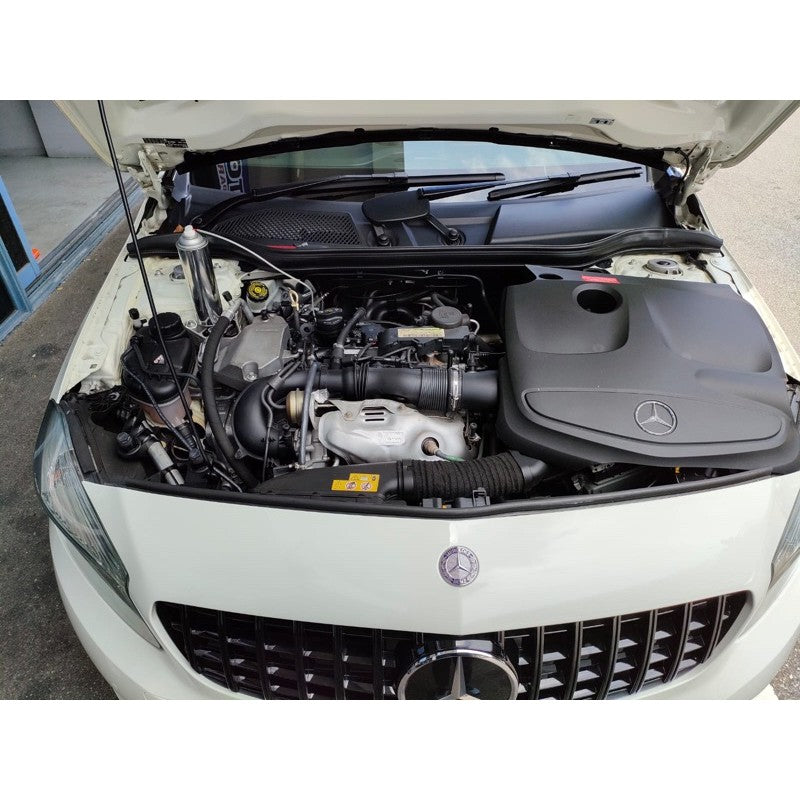 Car Decarbon Service | AMSOIL Power Foam Decarbonisation - Intake Valves Cleaning